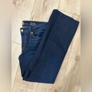 NWOT- 7 FOR ALL MANKIND KIMMIE STRAIGHT LEG JEANS